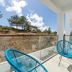 A Tarambola - Walking Distance To Monte Clerigo And Amoreira Beaches *