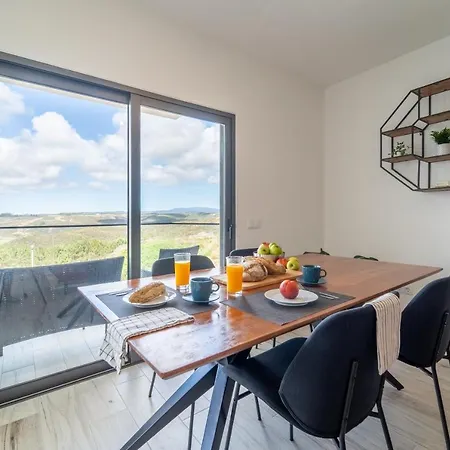 דירה A Tarambola - Walking Distance To Monte Clerigo And Amoreira Beaches אלג'זור