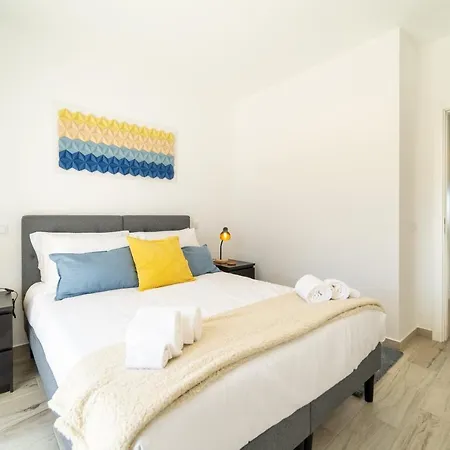 דירה A Tarambola - Walking Distance To Monte Clerigo And Amoreira Beaches אלג'זור
