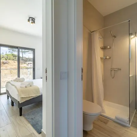 Apartamento A Tarambola - Walking Distance To Monte Clerigo And Amoreira Beaches