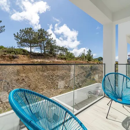 A Tarambola - Walking Distance To Monte Clerigo And Amoreira Beaches *